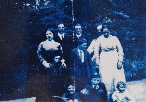 Dunstan and Benney families at Budock Vean c1917/18